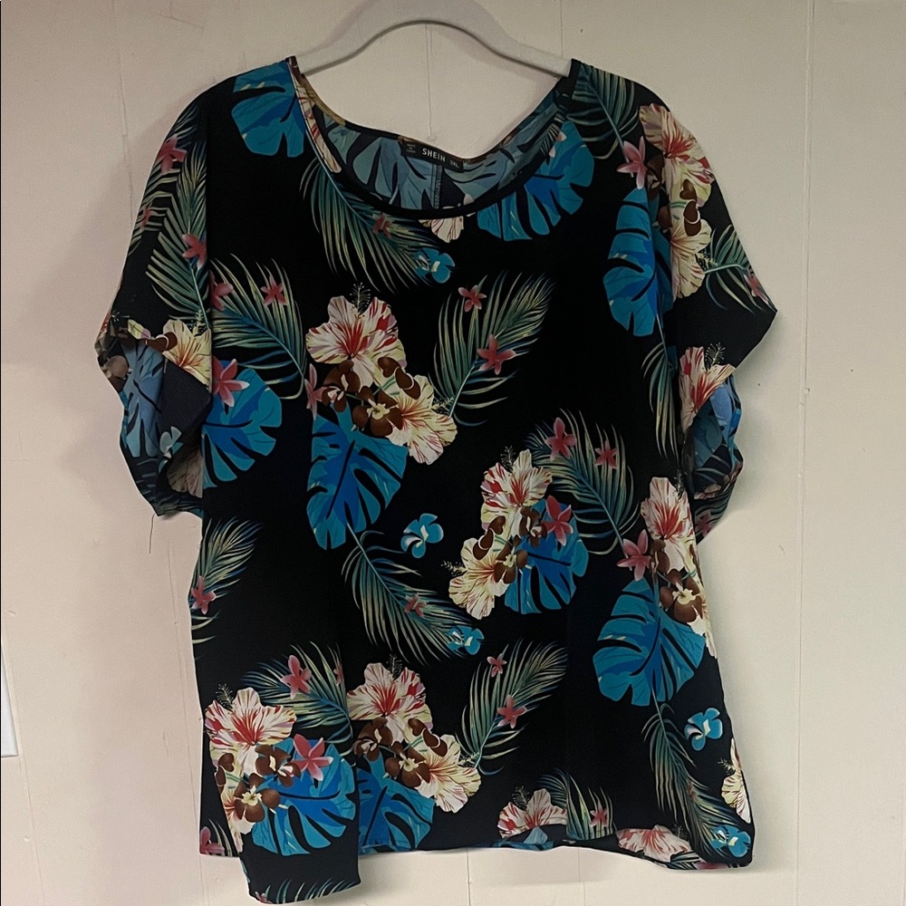 SHEIN Black Floral Print Blouse